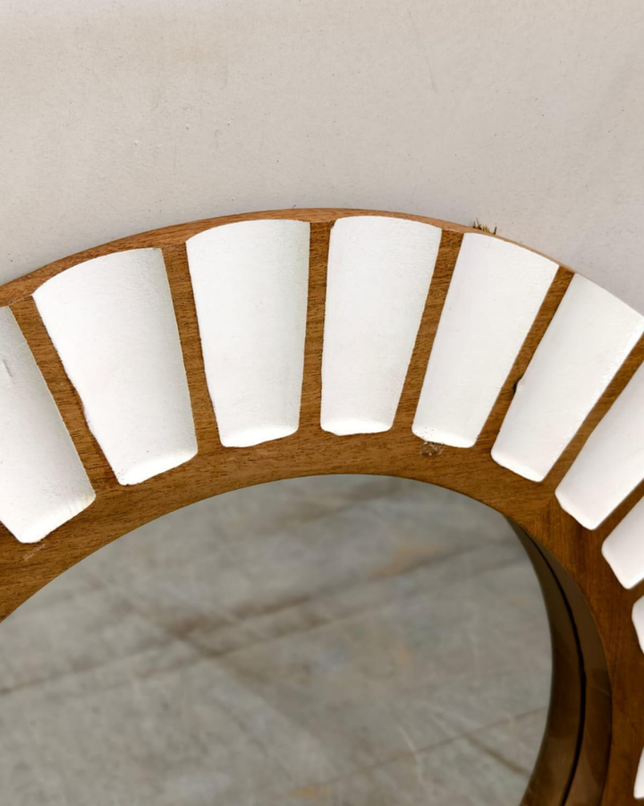 Round Mango Wood Wall Mirror – Whitewashed &amp; Natural Finish