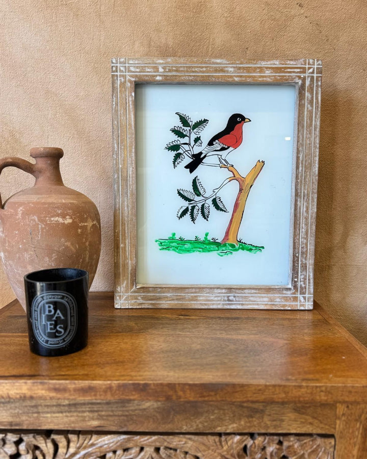 Pájaro indio de vidrio invertido pintado a mano con marco de madera de mango (encalado, 37 x 45 cm)