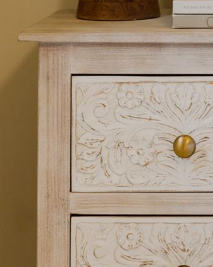 Par de mesitas de noche de madera de mango talladas a mano - Acabado blanqueado