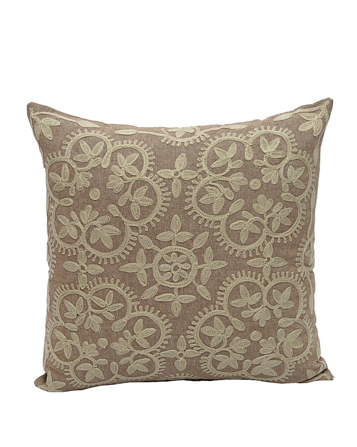 Funda de cojín bordada a mano – Lino y algodón natural, estampado floral color crema (45 x 45 cm)