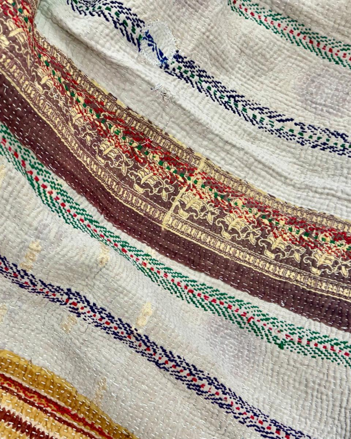 Vintage Hand-Embroidered Kantha Throw – Botanical Stripe Sari in Lilac, Green &amp; Plum