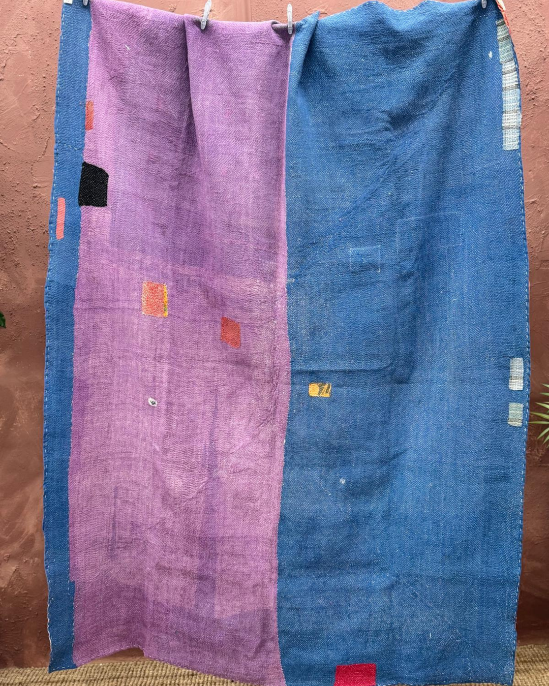 Vintage Hand-Embroidered Kantha Throw – Embroidered Sari in Cream with Indigo &amp; Ochre Accents
