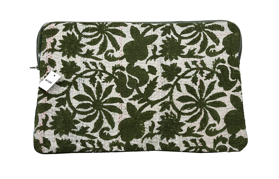Funda para portátil Sari reutilizada: diseño floral verde intenso con puntadas de color