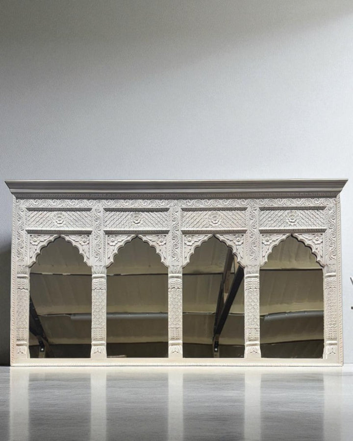 Espejo de cuatro arcos de madera de mango tallado a mano: diseño tradicional inspirado en un templo